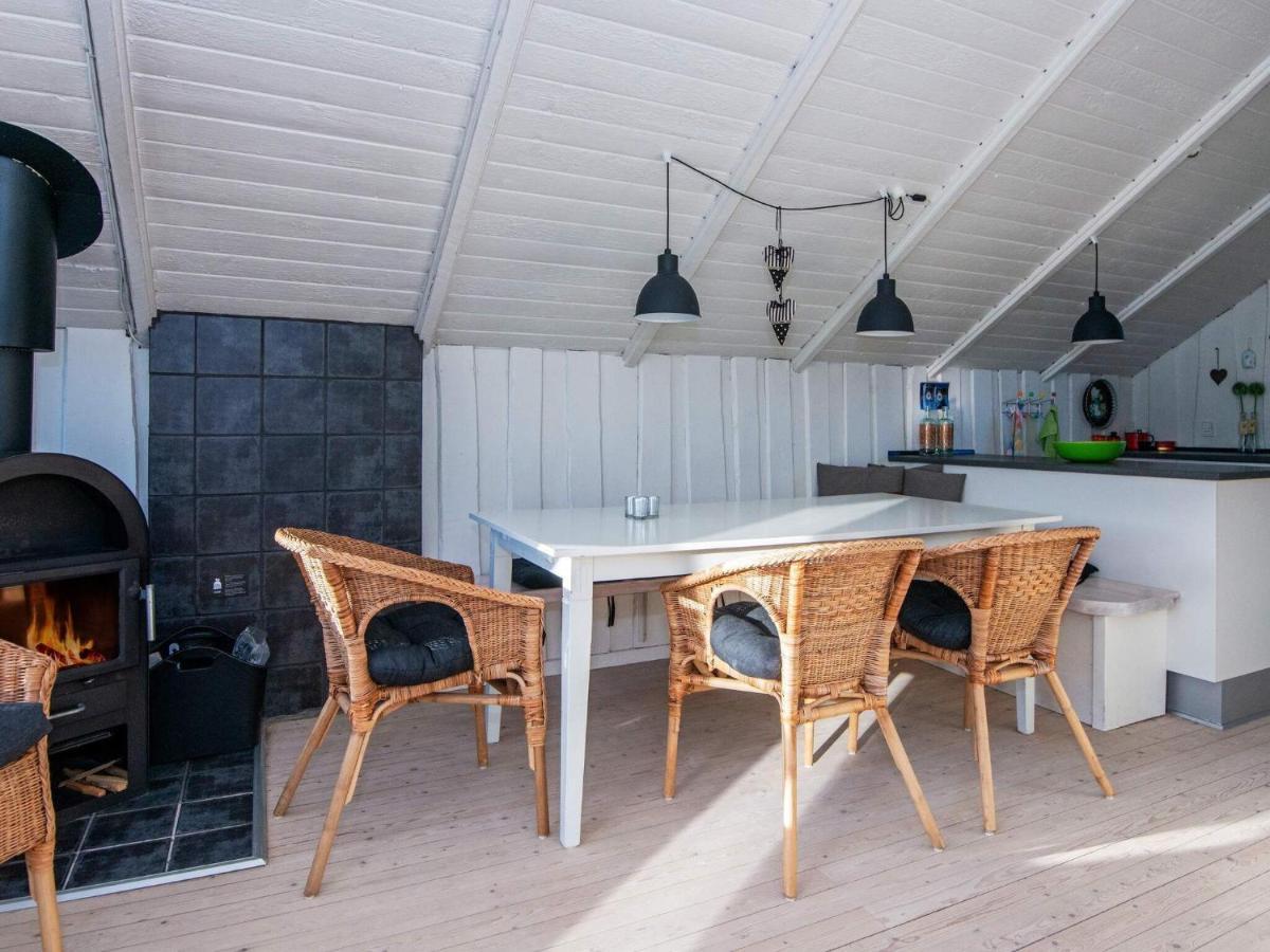 8 Person Holiday Home In Hejls מראה חיצוני תמונה