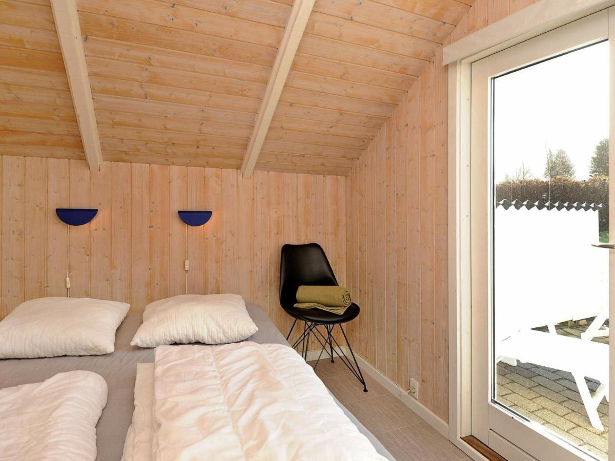 8 Person Holiday Home In Hejls מראה חיצוני תמונה